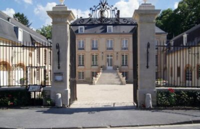 facade chateau de pierry brex - Tourisme dans la Marne en Champagne
